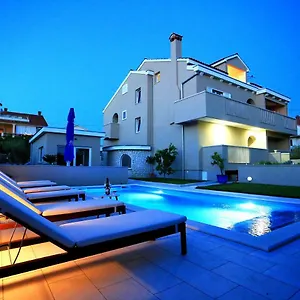Lotos Apartman Zadar